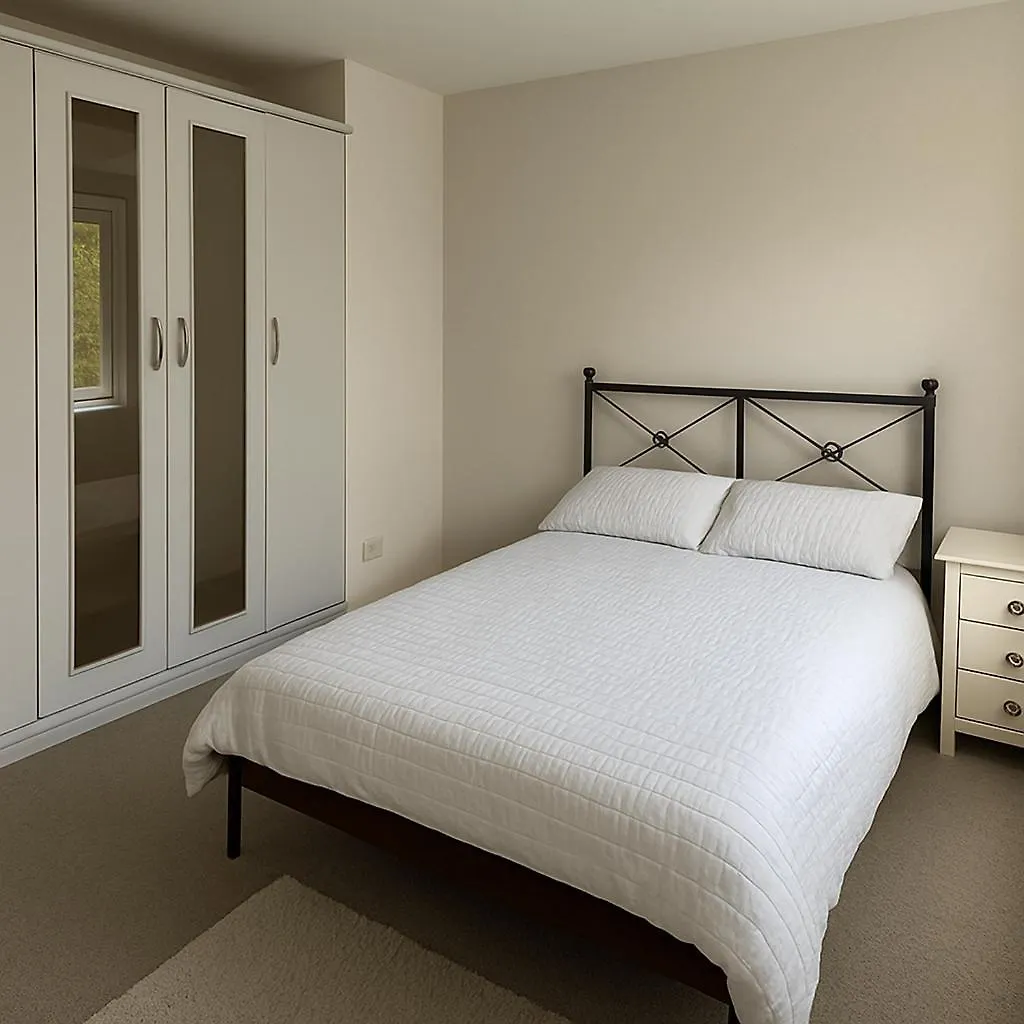 Cozy 2Br Flat Near City Centre Free Parking Fast Wifi Edinburgh Apartment
